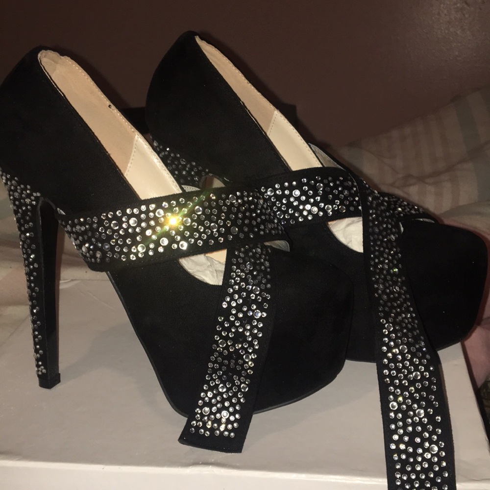 Black High heels